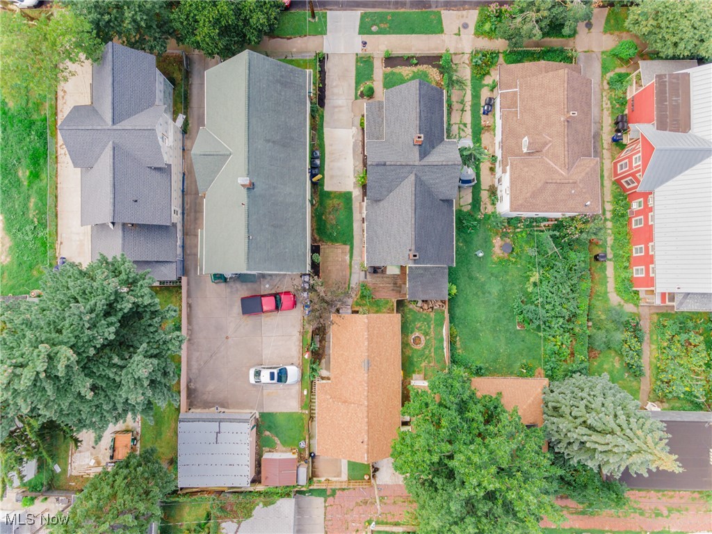 Metro Golf Park - Residential Income
