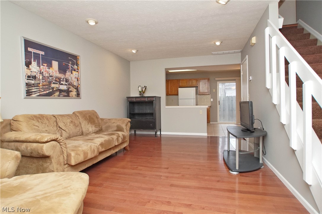 Lanmark Cove Condo - Residential