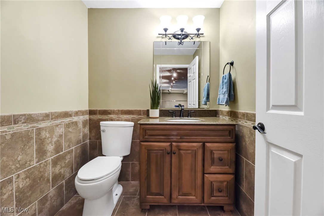 16429 Hampton Chase, Strongsville, Ohio image 33