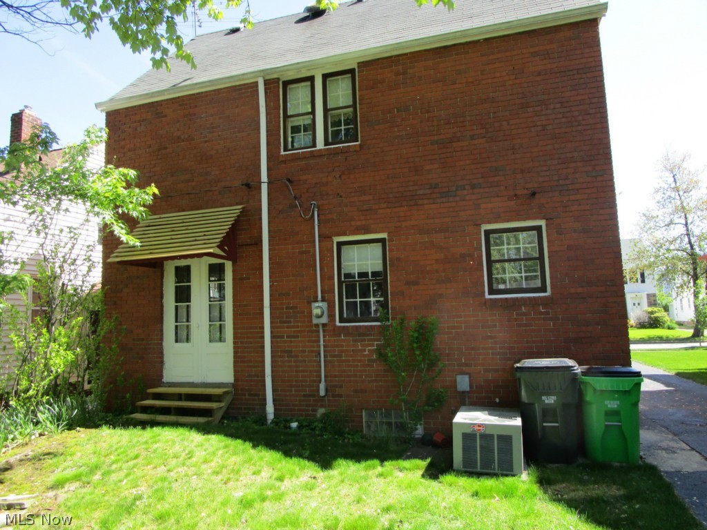 Utopia Beach 03 - Residential