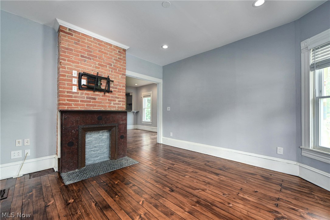 Gordon Ave - Residential