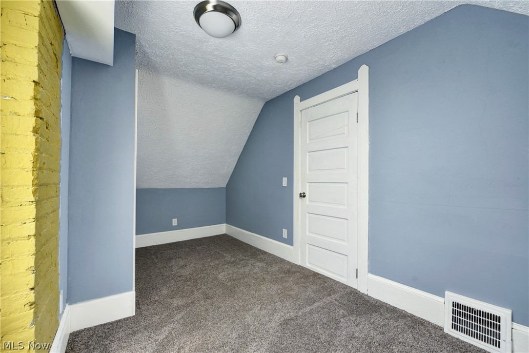 Gordon Ave - Residential