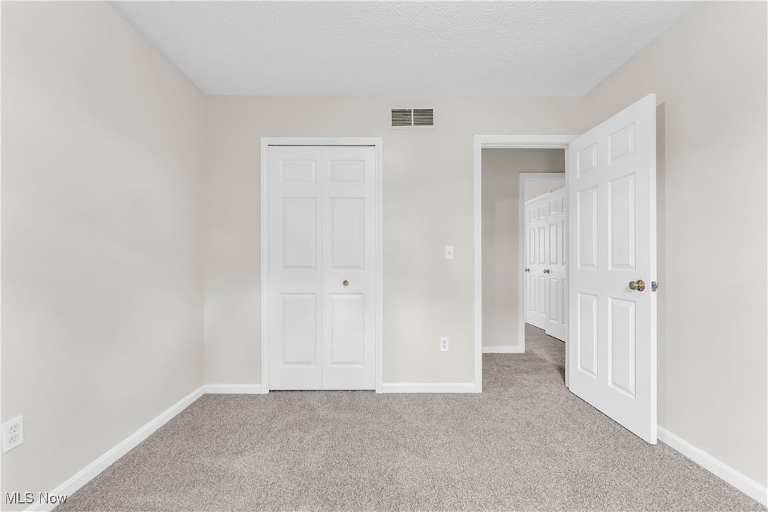 25861 Kennedy Ridge Road, North Olmsted, Ohio image 20