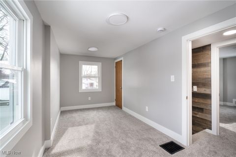 Tiny photo for 553 Purdue Avenue, Elyria, OH 44035 (MLS # 5180094)