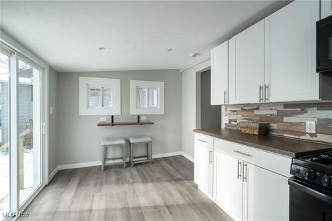 Tiny photo for 553 Purdue Avenue, Elyria, OH 44035 (MLS # 5180094)