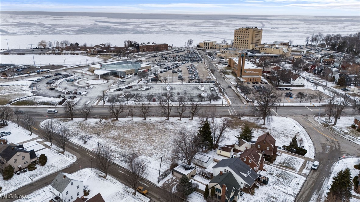 Lakeshore Boulevard, Euclid, Ohio image 1