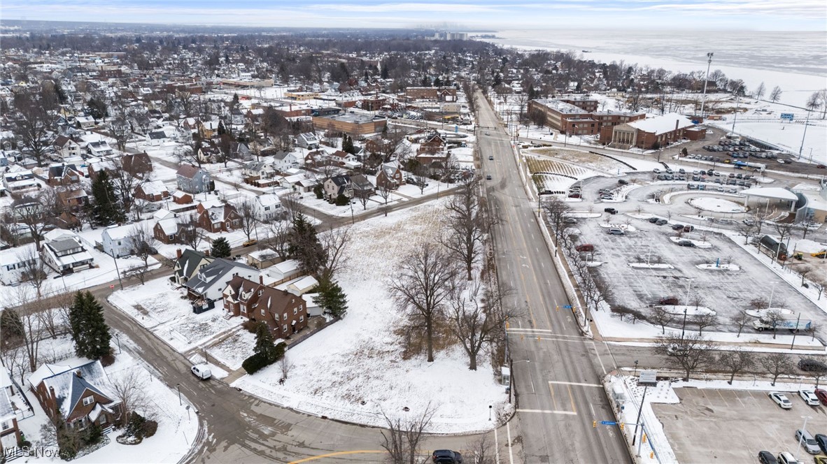 Lakeshore Boulevard, Euclid, Ohio image 6