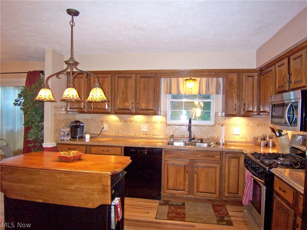 Phalhurst Plaza Adn - Residential