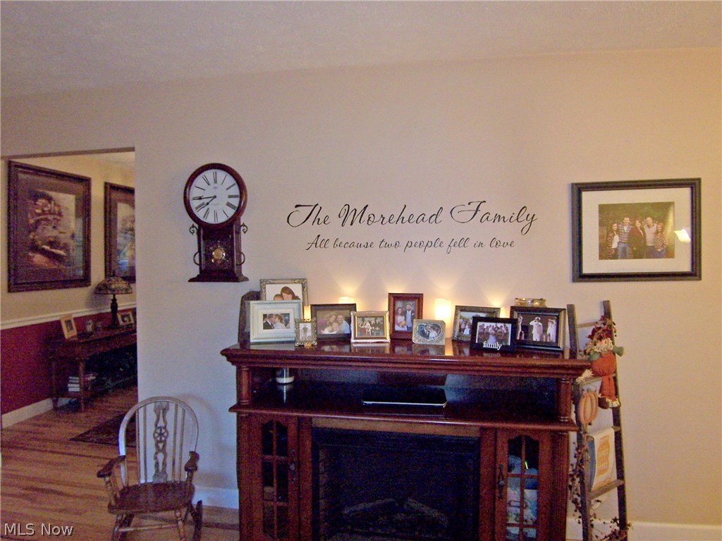 Phalhurst Plaza Adn - Residential