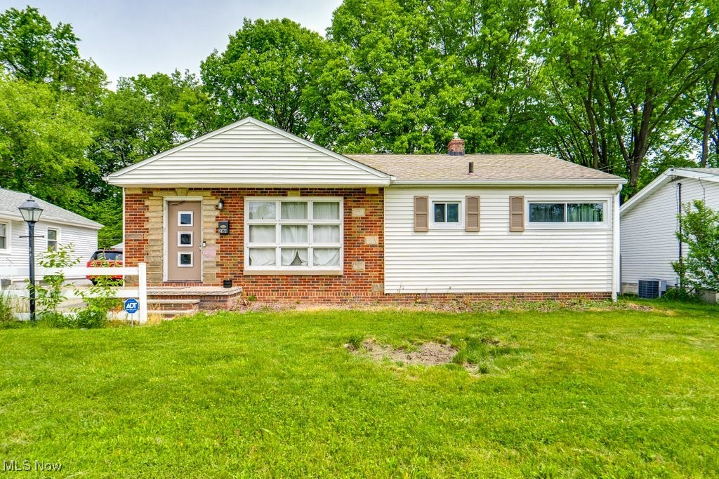 Wow!! Step foot into this exceptional ranch home in Ellet on a cul-de-sac street. This recently remodeled home has so many updates, including roof, furnace & water heater (2021), air conditioning (2022) siding, windows, electric, kitchen, granite counters, and so much more. The large living room and dining area boast gorgeous hardwood floors. A newly renovated kitchen is brightened up by the white tiled backsplash and has all the amenities you'd need! If the upstairs wasn't enough...There is a HUGE rec room in the finished basement and a bonus room that could be used as a 4th bedroom or office. Located close to all that Ellet has to offer! Don't miss out, schedule your private showing today!