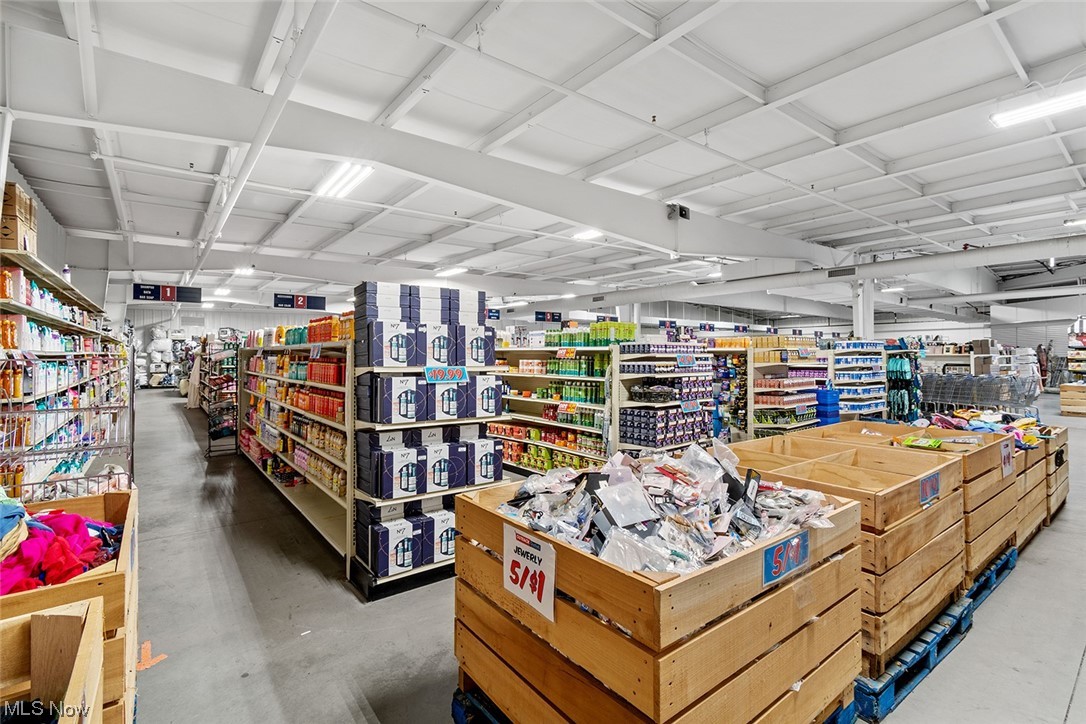 Massillon - Commercial Sale