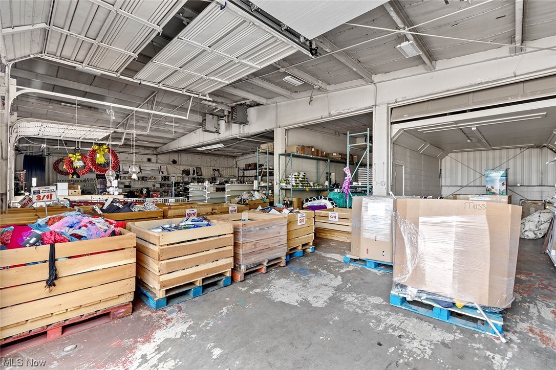 Massillon - Commercial Sale