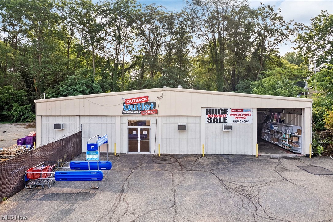 Massillon - Commercial Sale