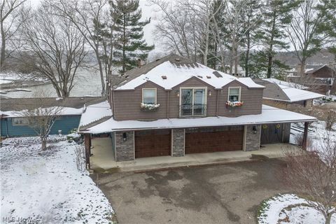 Homes For Sale - 2023 Lakewood Road<br/> Sherrodsville, OH 44675