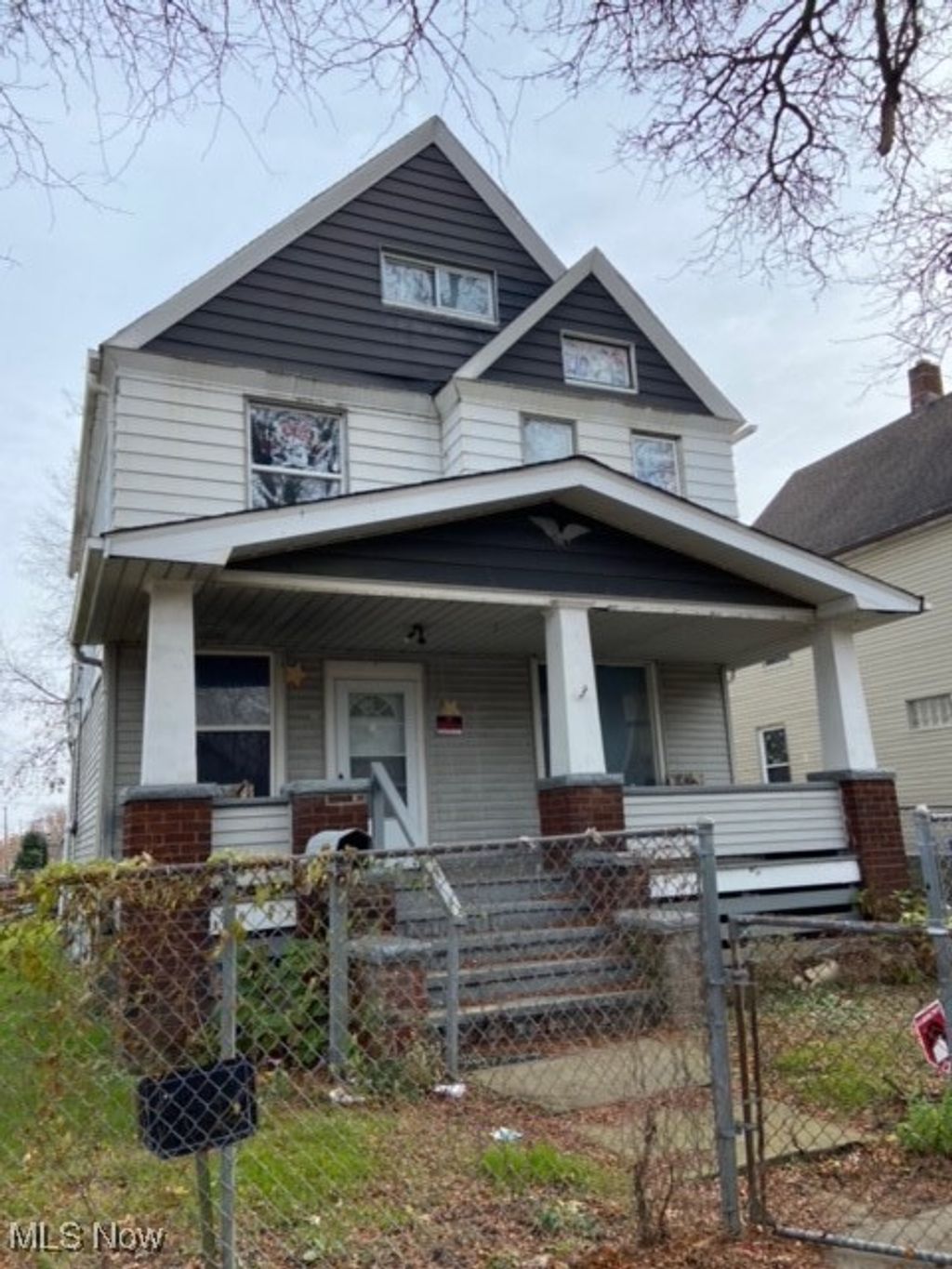 Photo of 3139 W 82nd Street, Cleveland, OH 44102 (MLS # 5180763)