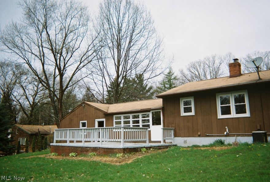 BEAUTIFULLY REMODELED RANCH ON LOVELY TREED LOT, FURNACE & C/A 4 YEARS OLD, PAVED DRIVEWAY - 4 YEARS OLD, STAINLESS STEEL FRIDGE, STOVE, AND DISHWASHER.  PIANO IN BASEMENT.  WONDERFUL SCHOOL SYSTEM,RECREATION CENTER, INTRAMURAL SPORTS-SOCCER, BASEBALL, FOOTBALL & BASKETBALL FOR YOUR CHILDREN.  LOTS OF LAND!!!!! MUST SEE TODAY!!!!