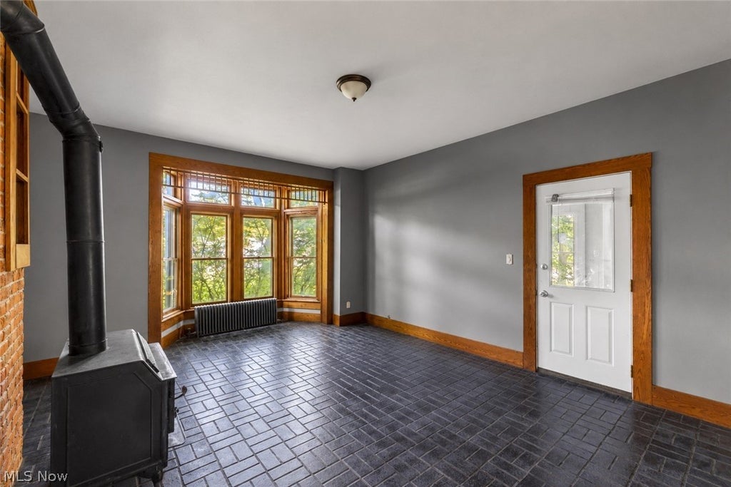 Photo of 777 N Ellsworth Avenue, Salem, OH 44460 (MLS # 5220080)