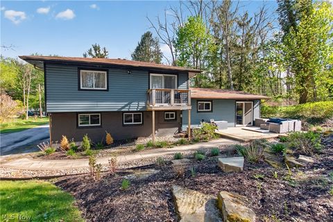 Tiny photo for 26 Sandy Hill Road, Sagamore Hills, OH 44067 (MLS # 5203202)