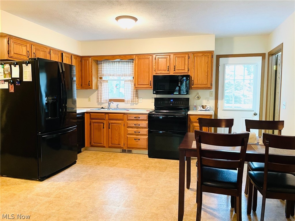 Villa Park Estates - Residential