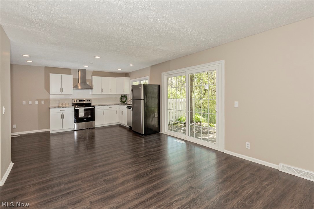 Heathermore Condo - Residential