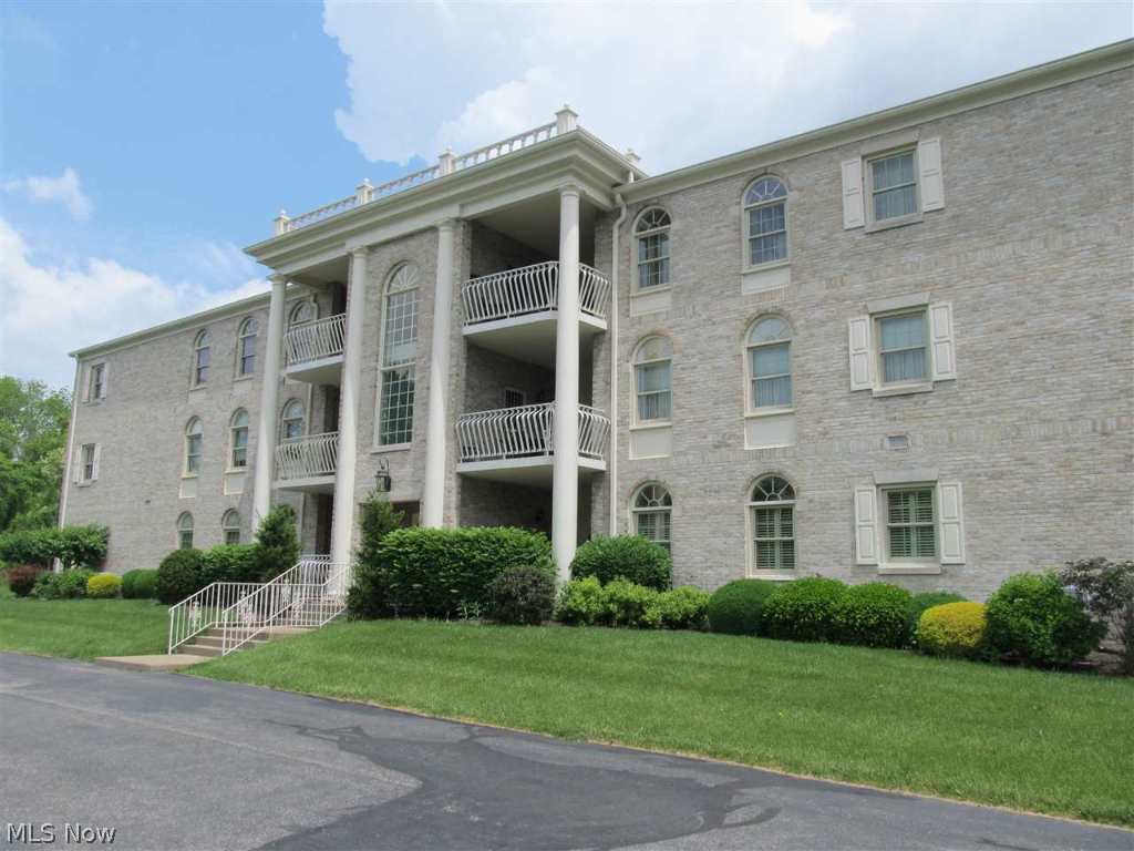 Westwoods Condominiums - Residential