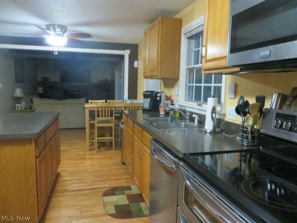 Little Mountain 06 - Residential