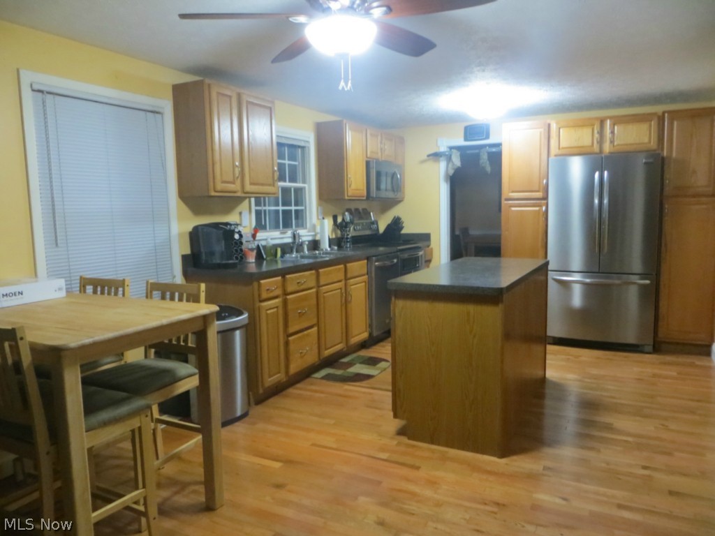 Little Mountain 06 - Residential