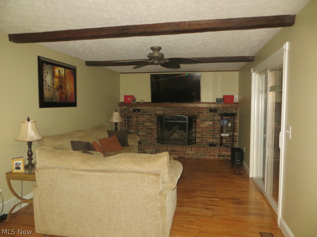 Little Mountain 06 - Residential