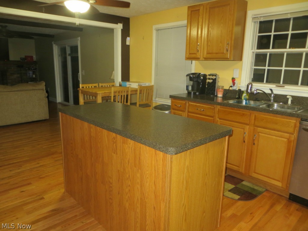 Little Mountain 06 - Residential