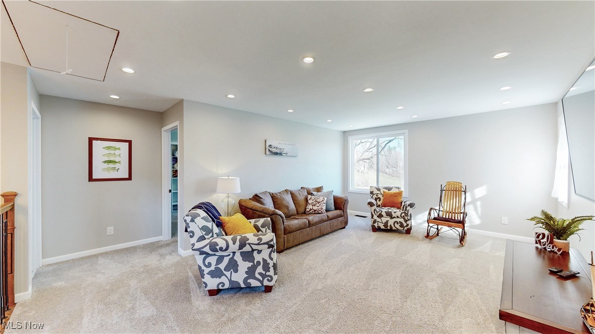 12076 Hotchkiss Road, Burton, Ohio image 20