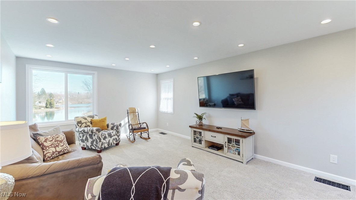 12076 Hotchkiss Road, Burton, Ohio image 19