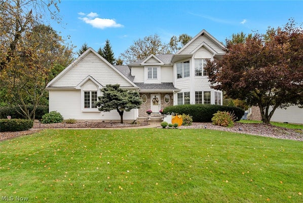 7724 AMBERWOOD TRL, YOUNGSTOWN, OH 44512 - Image 989d3edca2bdeb3e3fbb41cf3a787ce0/988202870