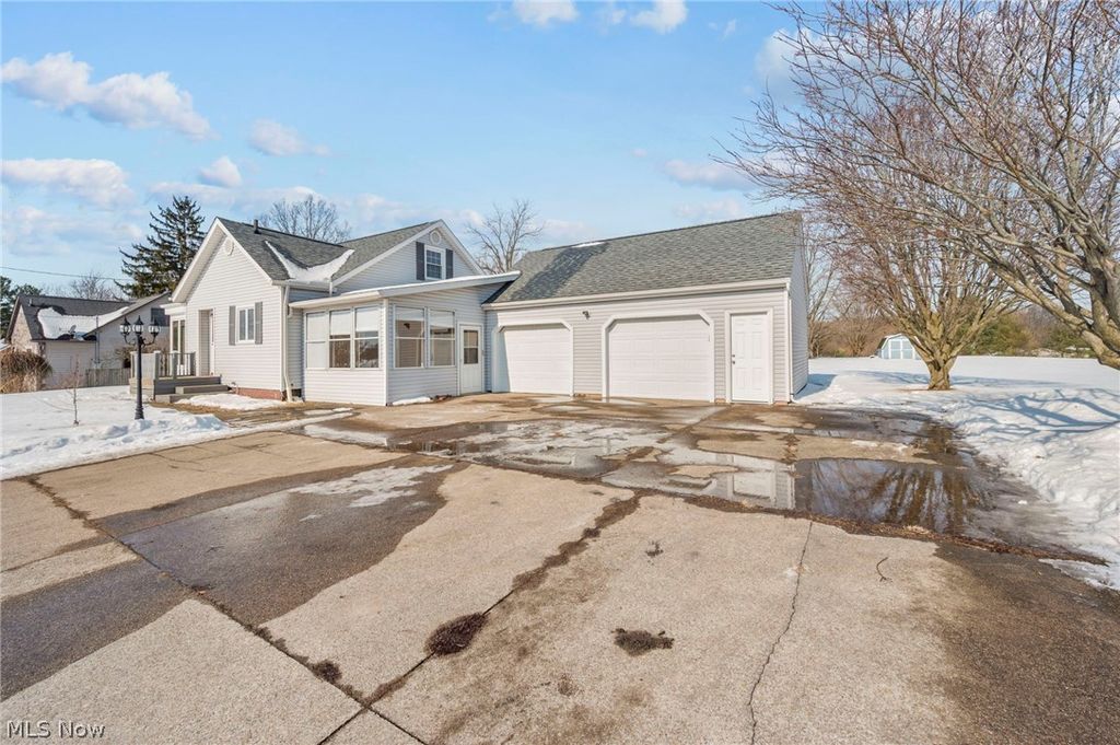 Photo of 2099 Pontius Road, Mogadore, OH 44260 (MLS # 5186531)