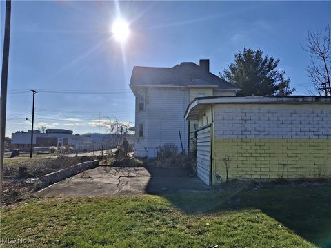 Tiny photo for 645 Logan Street, Steubenville, OH 43952 (MLS # 5176761)