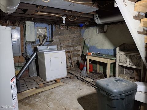 Tiny photo for 645 Logan Street, Steubenville, OH 43952 (MLS # 5176761)