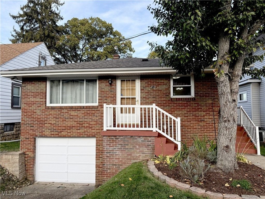 Photo of 472 Dresden Avenue, Steubenville, OH 43952 (MLS # 5167898)