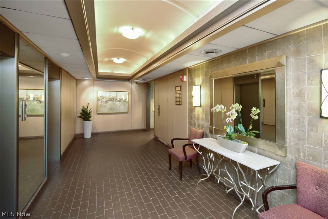 Winton Place Condo - Residential Lease