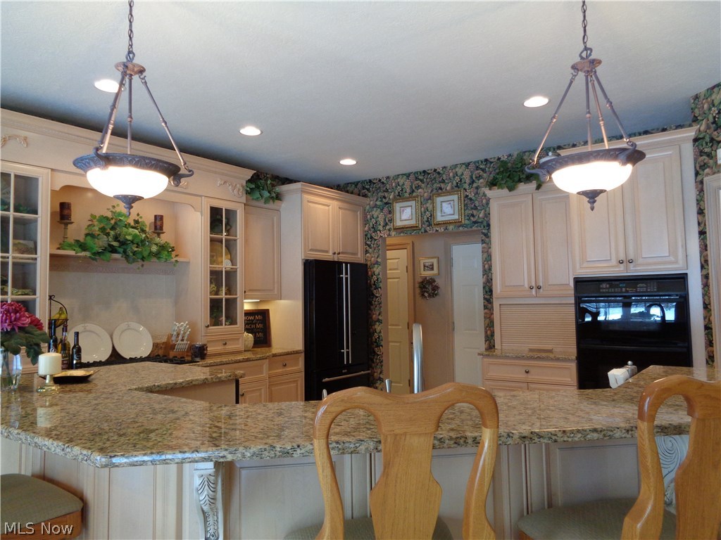Chenoweth Country Club Estates - Residential