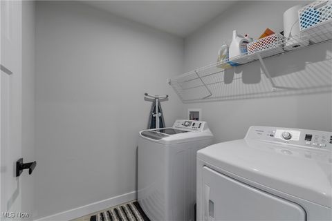 Tiny photo for 6816 Harrington Court Avenue NE, Canton, OH 44721 (MLS # 5184489)