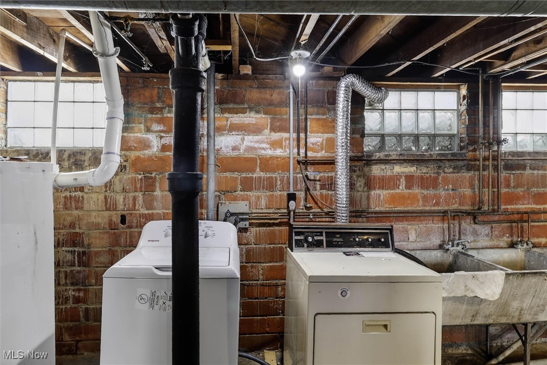 Lorain Villas - Residential Income