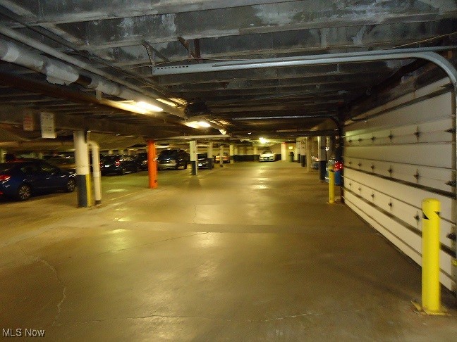 Lake House Condo - Residential