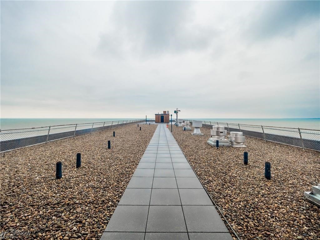 Lake House Condo - Residential