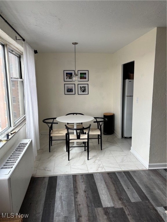 Lake House Condo - Residential