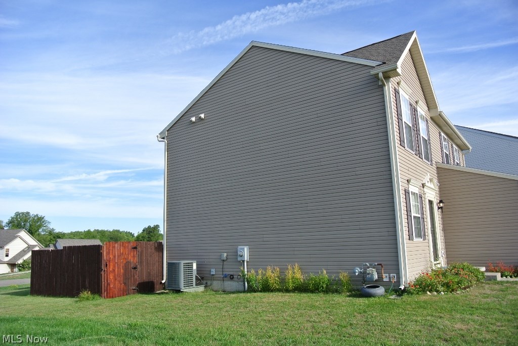 Overlook Condo/Pleasant Lakes - Residential
