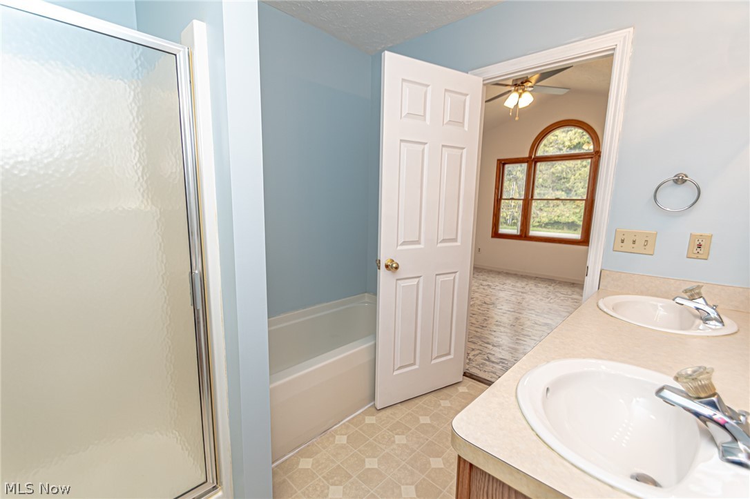 Royal Oaks Club Condo Ph 01 - Residential