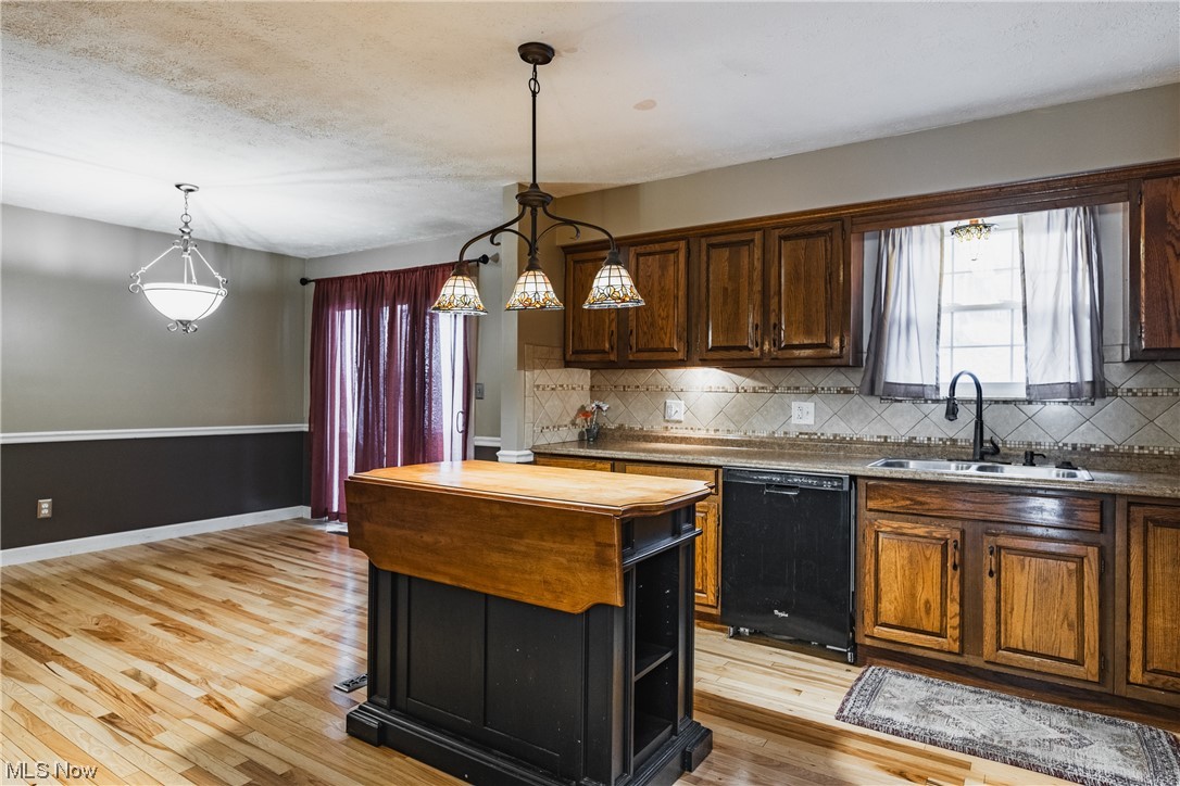 Phalhurst Plaza Adn - Residential