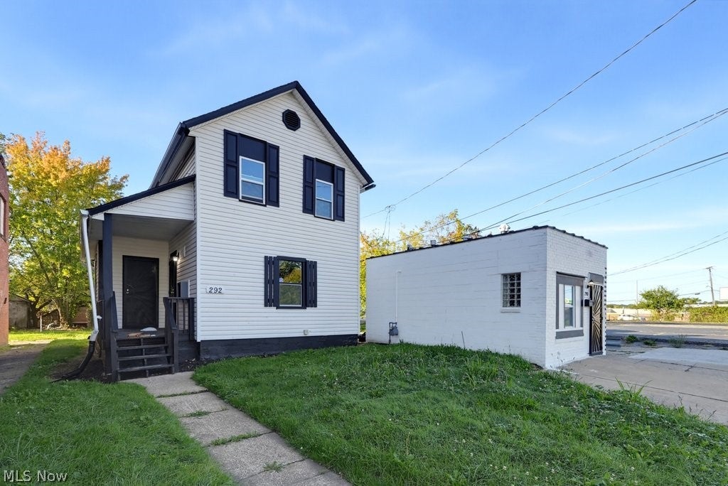 290-292 E South Street