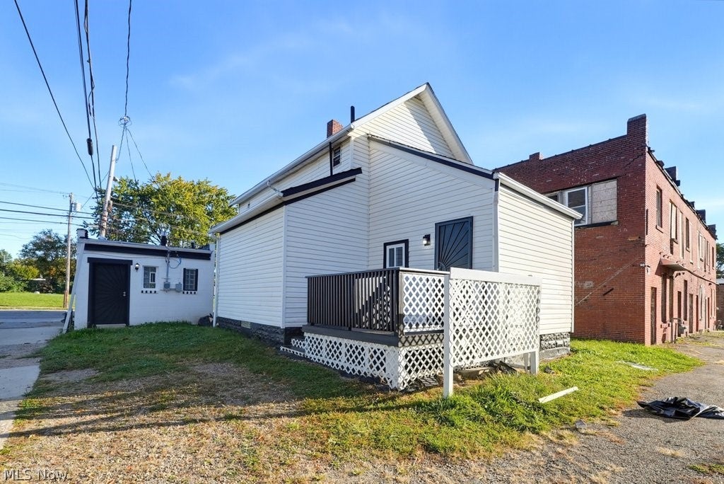 290-292 E South Street