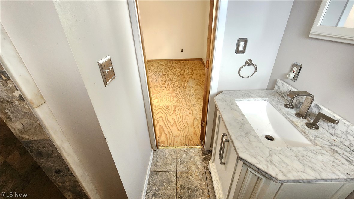 Euclid Villas - Residential