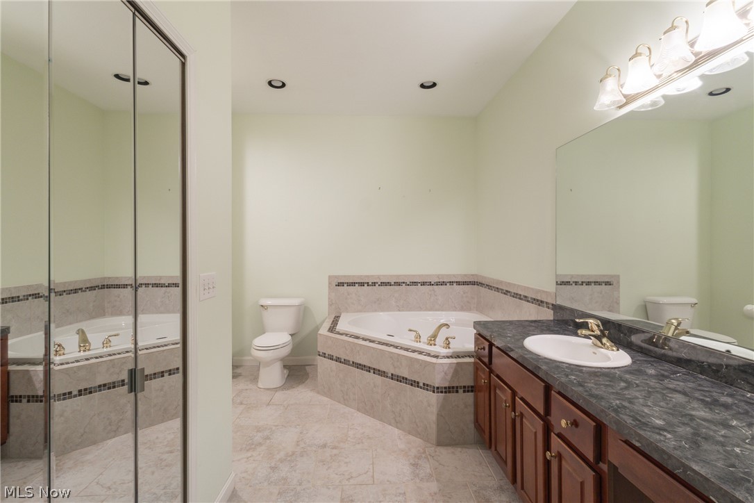 Quail Rdg Condo - Residential